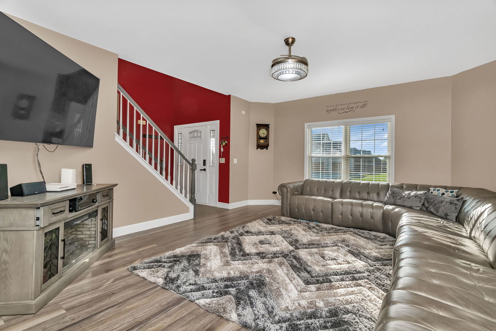 1055 S Heritage Drive, Diamond, IL 60416