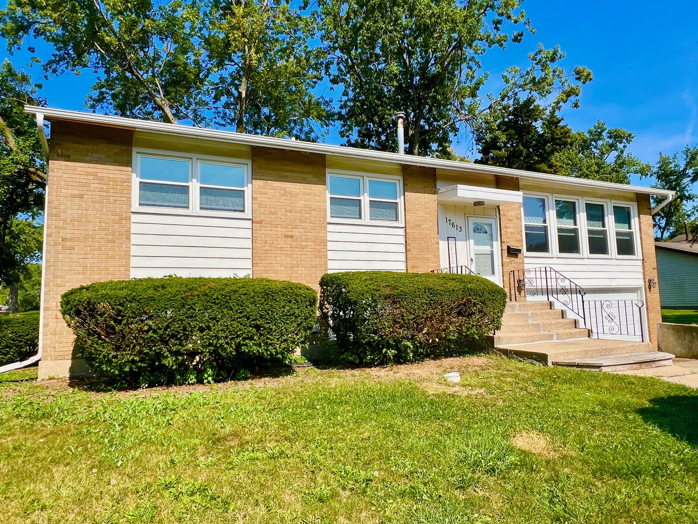 17613 Grandview Drive, Hazel Crest, IL 60429