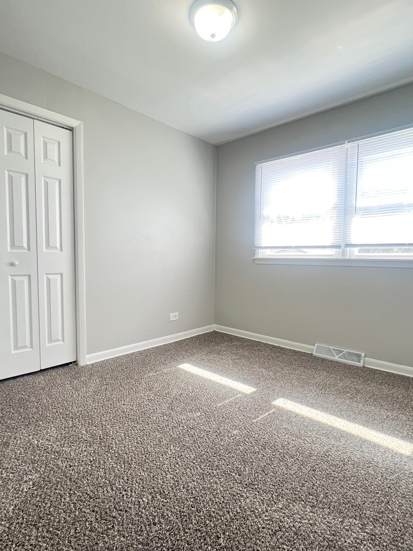 17613 Grandview Drive, Hazel Crest, IL 60429