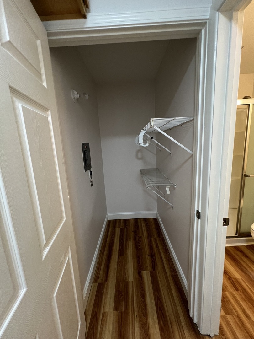 543 Burlington Avenue #112E, Downers Grove, IL 60515