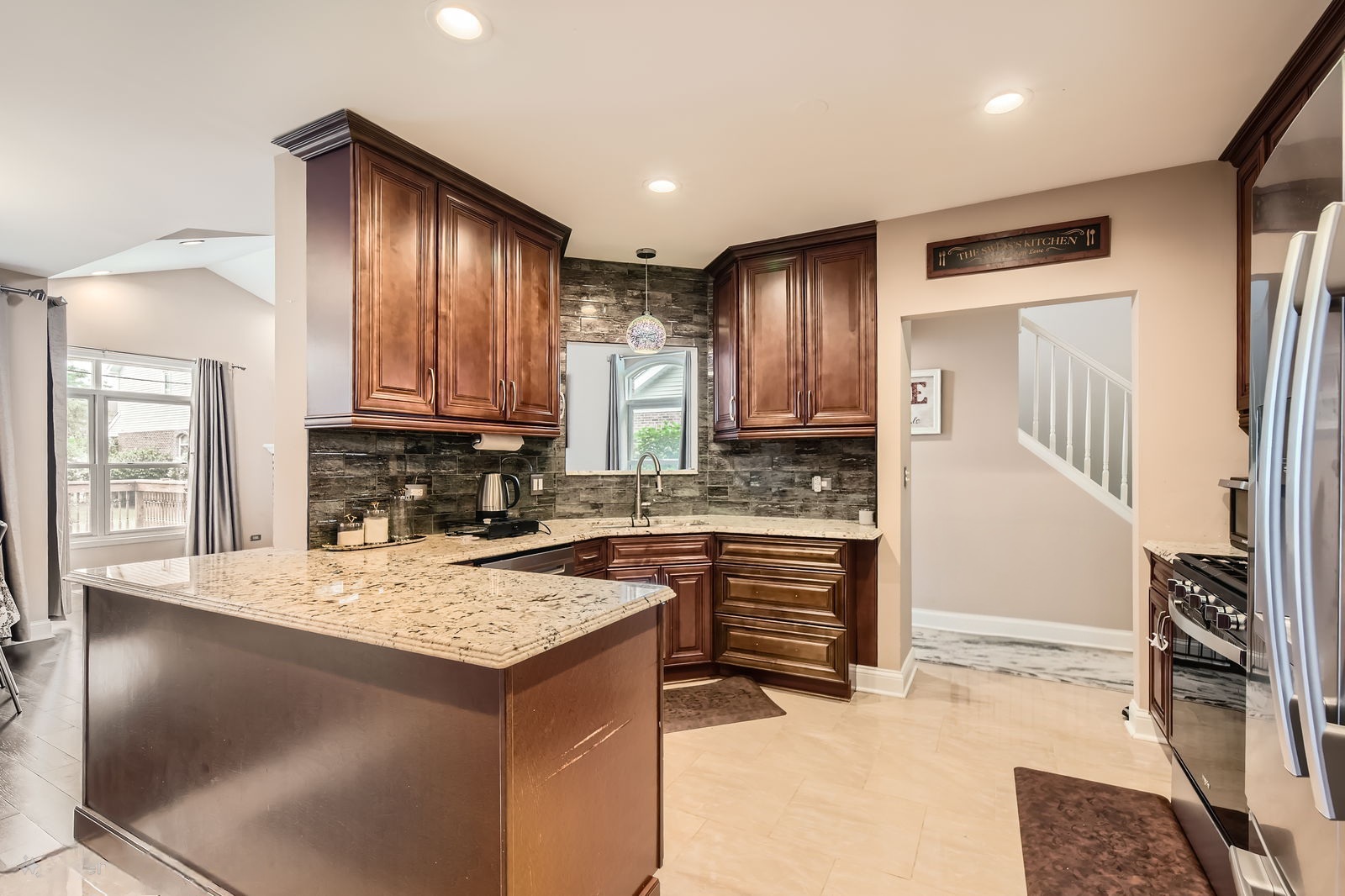 11000 Deblin Lane, Oak Lawn, IL 60453