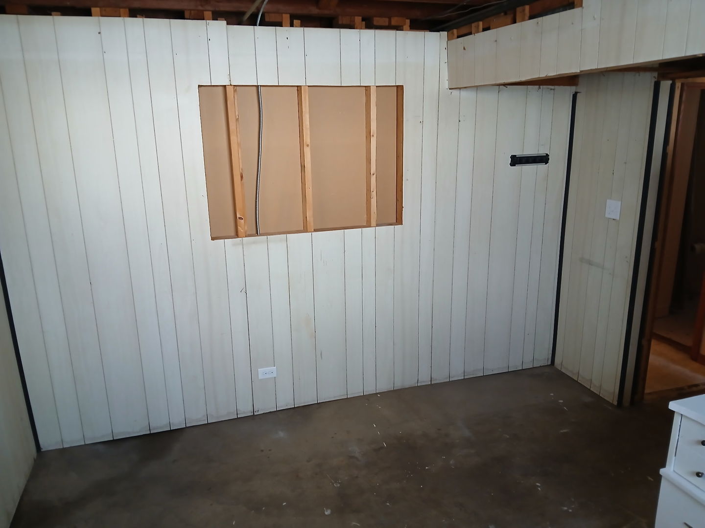 6004 S Moody Avenue, Chicago, IL 60638