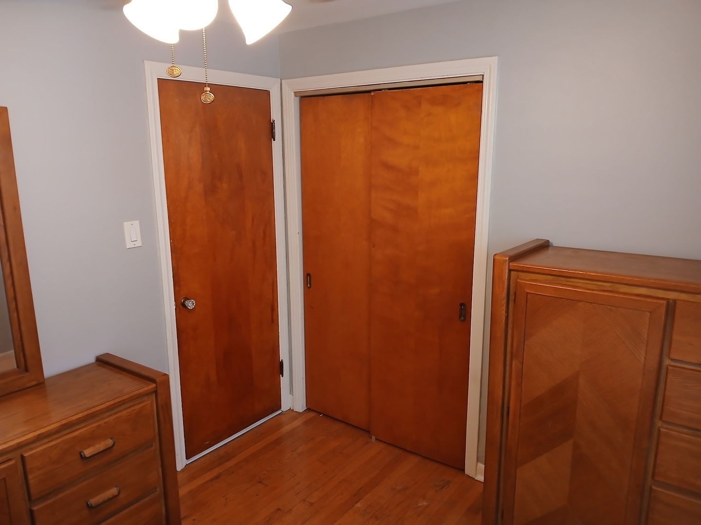 6004 S Moody Avenue, Chicago, IL 60638