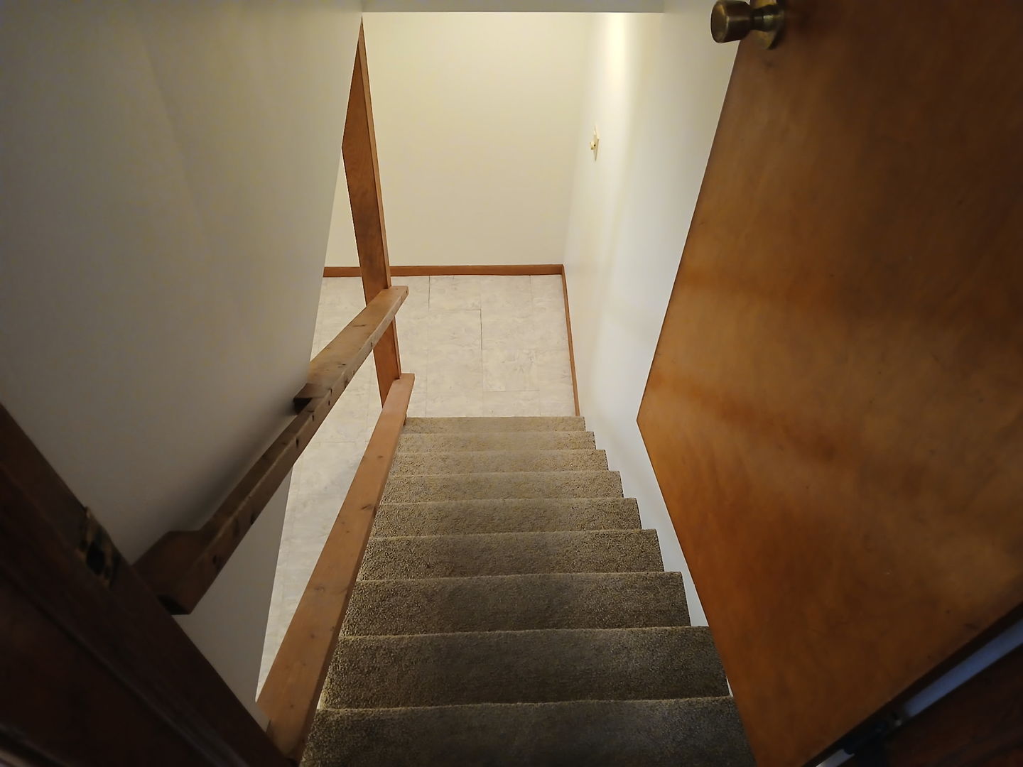 6004 S Moody Avenue, Chicago, IL 60638