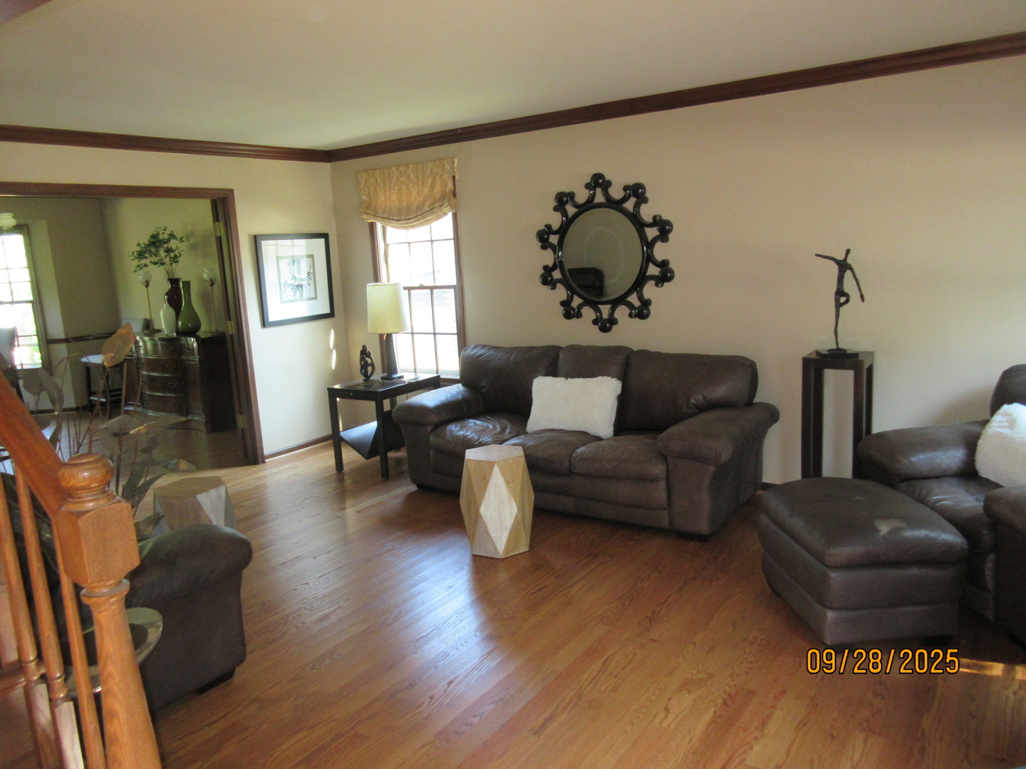 1099 W JEFFERSON Avenue, Naperville, IL 60540