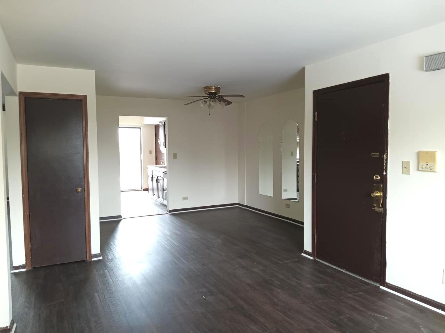 363 E Rimini Court #3A, Palatine, IL 60067