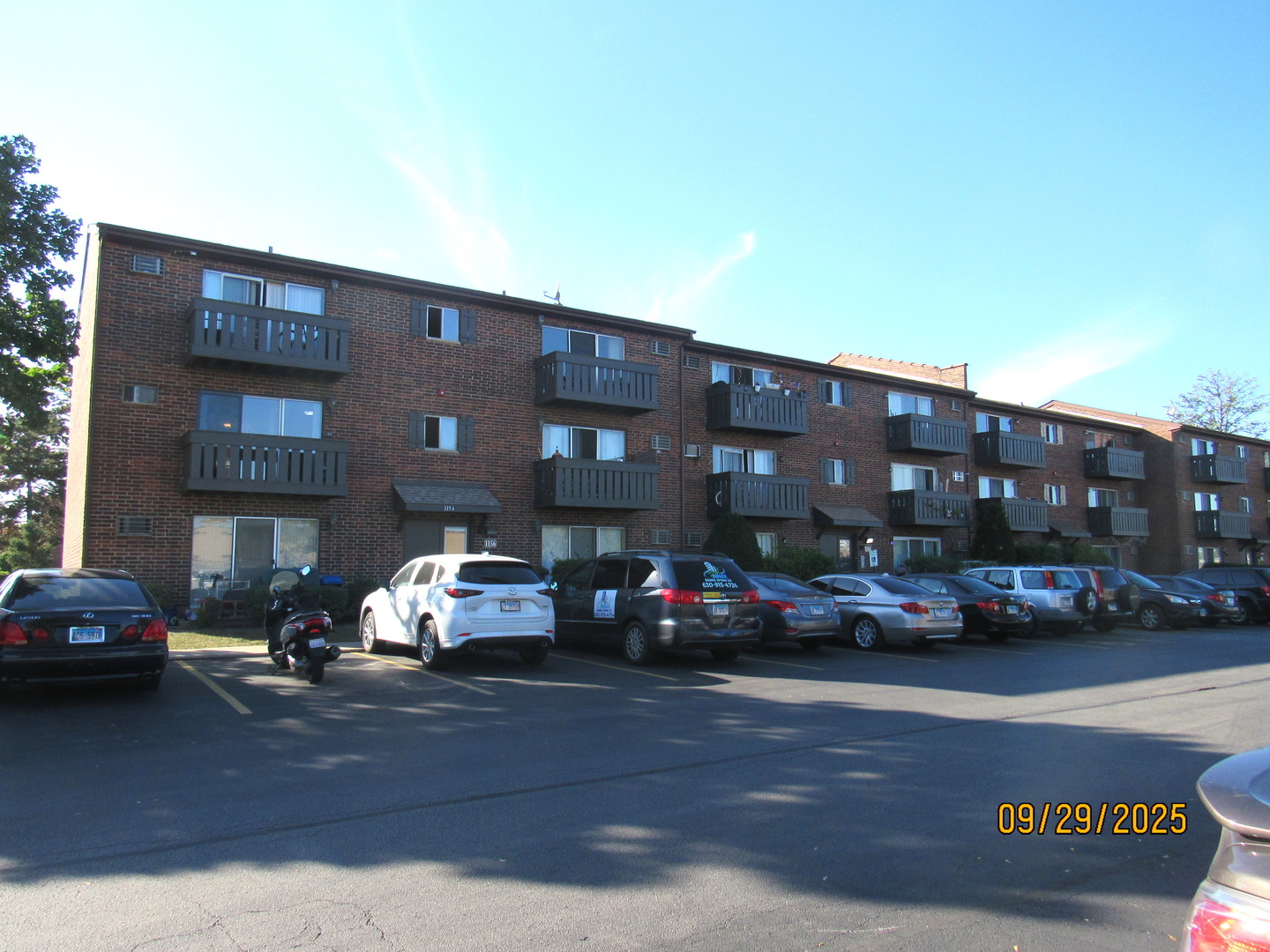 1156 Copperfield Lane #C, Schaumburg, IL 60193