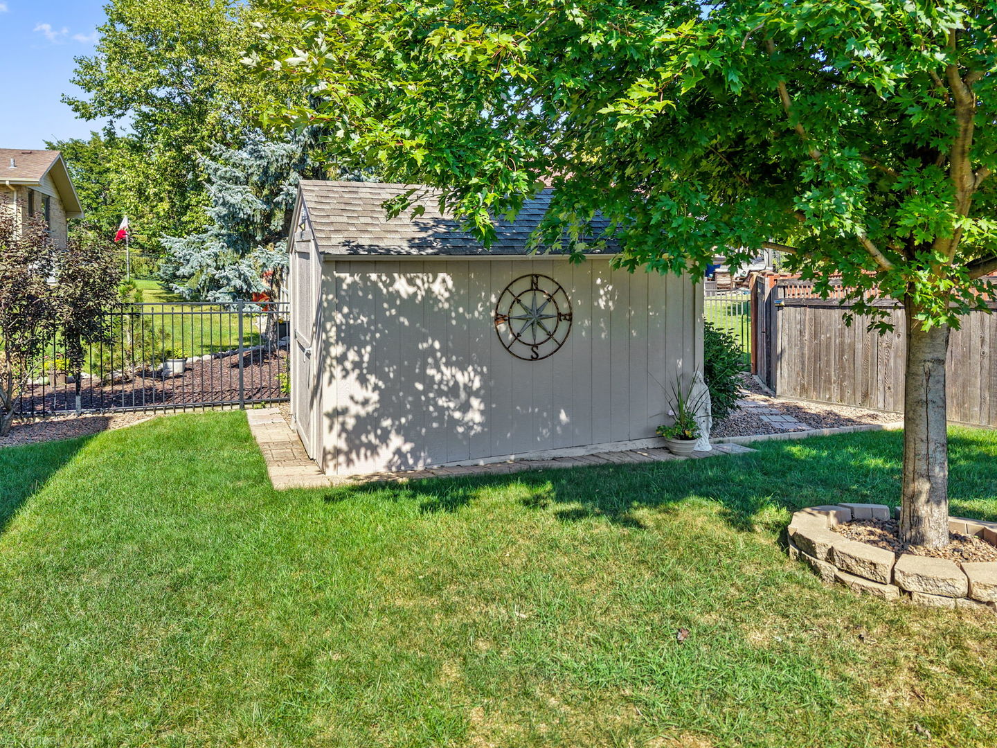 16207 Hamilton Avenue, Tinley Park, IL 60477