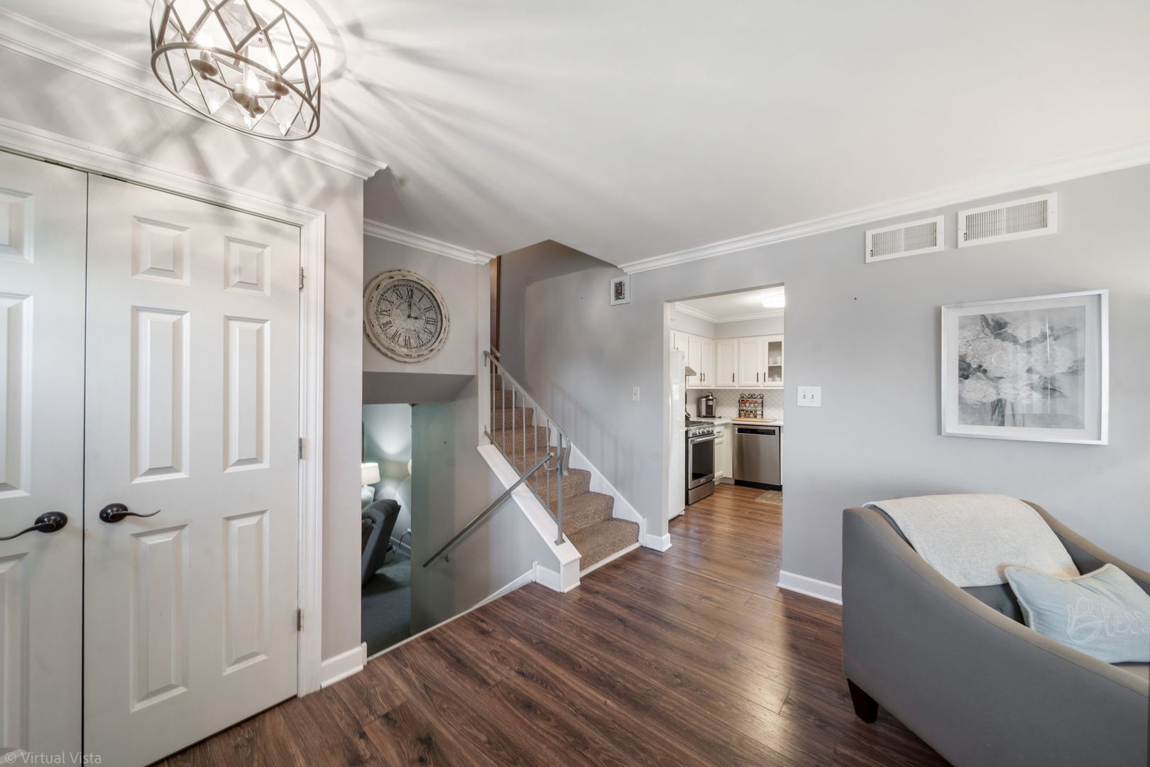 16207 Hamilton Avenue, Tinley Park, IL 60477