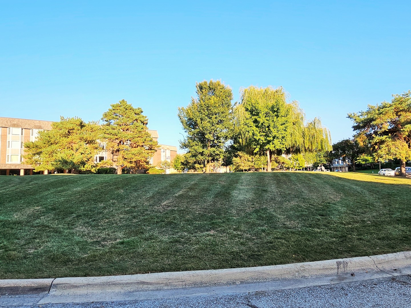 200 Thames Parkway #1K, Park Ridge, IL 60068