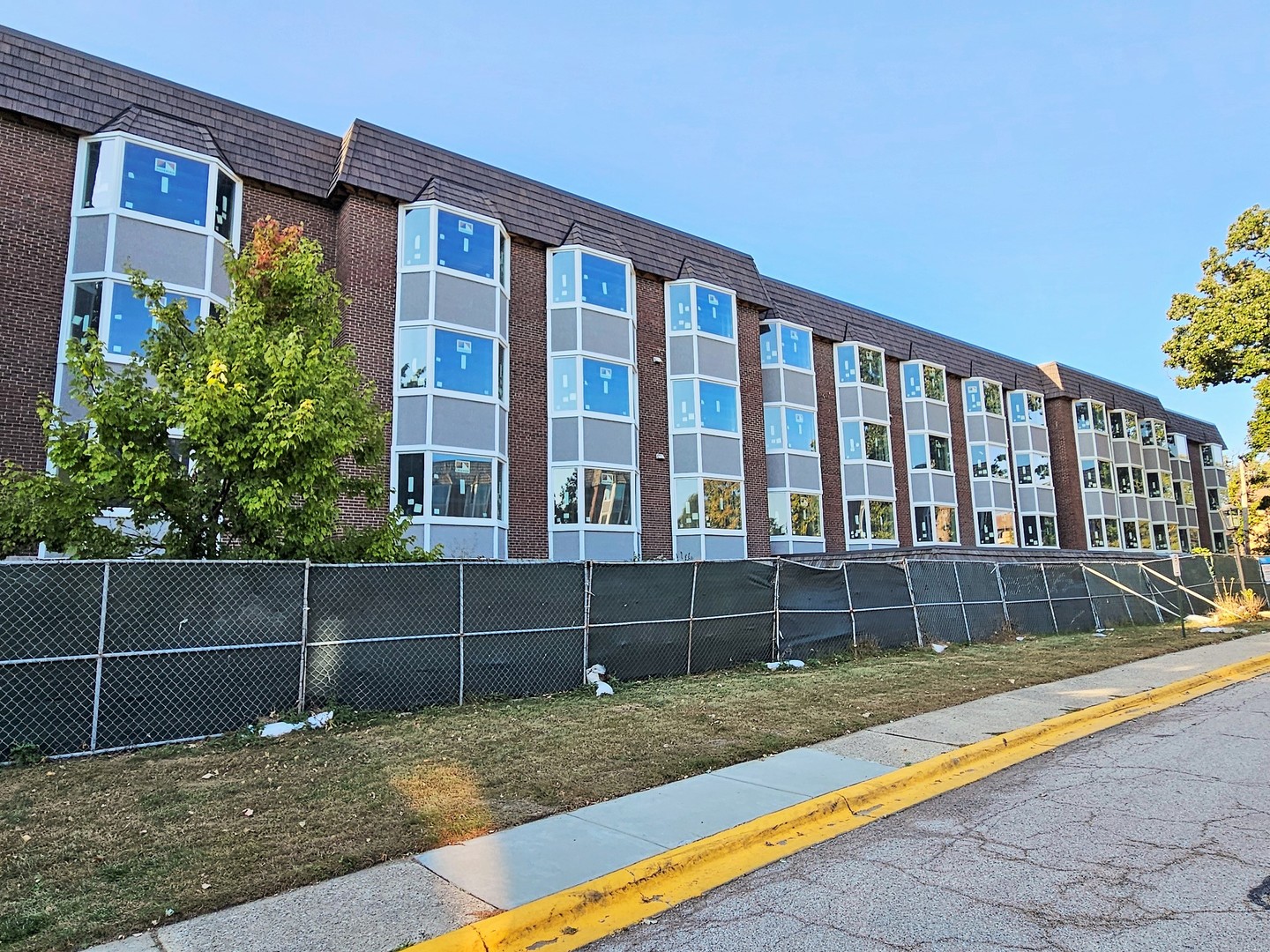 200 Thames Parkway #1K, Park Ridge, IL 60068