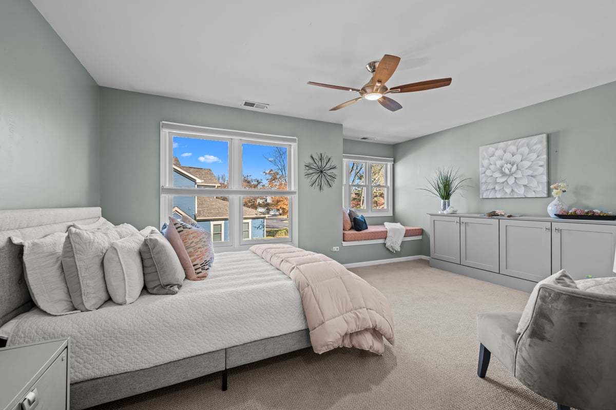 1259 Tennyson Lane, Naperville, IL 60540