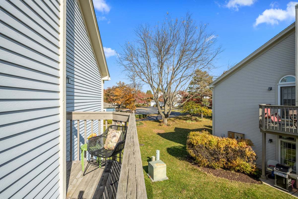 1259 Tennyson Lane, Naperville, IL 60540