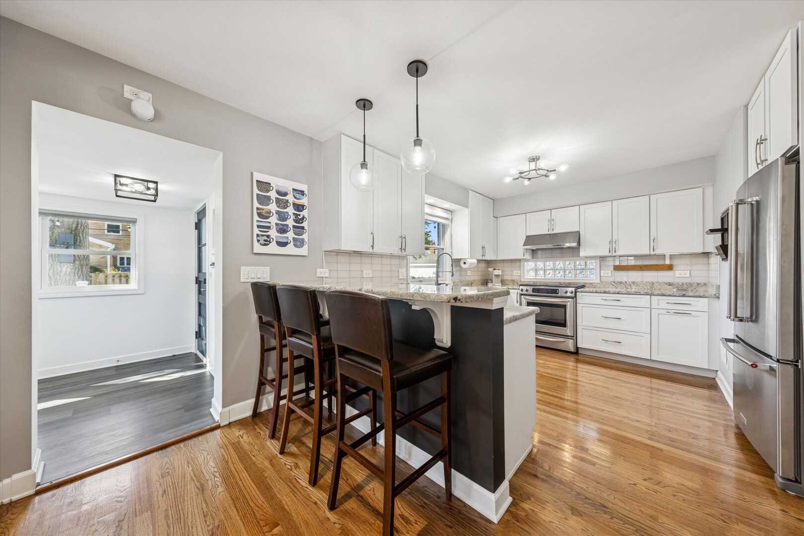 524 S Ashland Avenue, La Grange, IL 60525