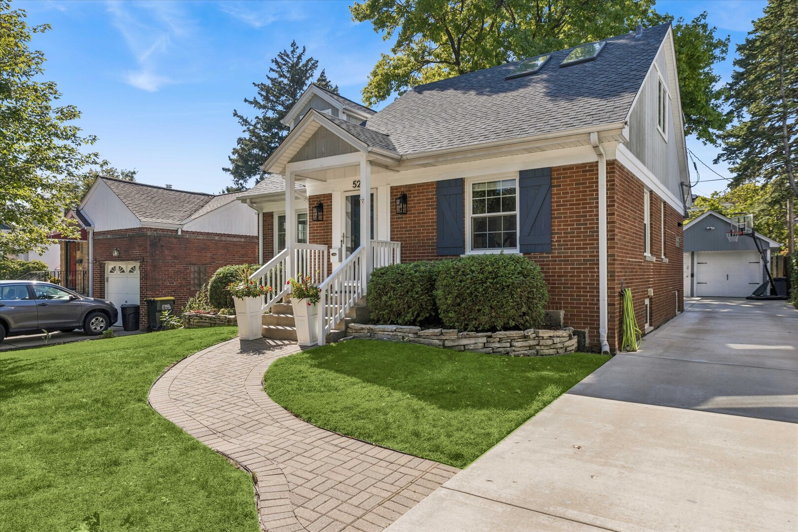 524 S Ashland Avenue, La Grange, IL 60525
