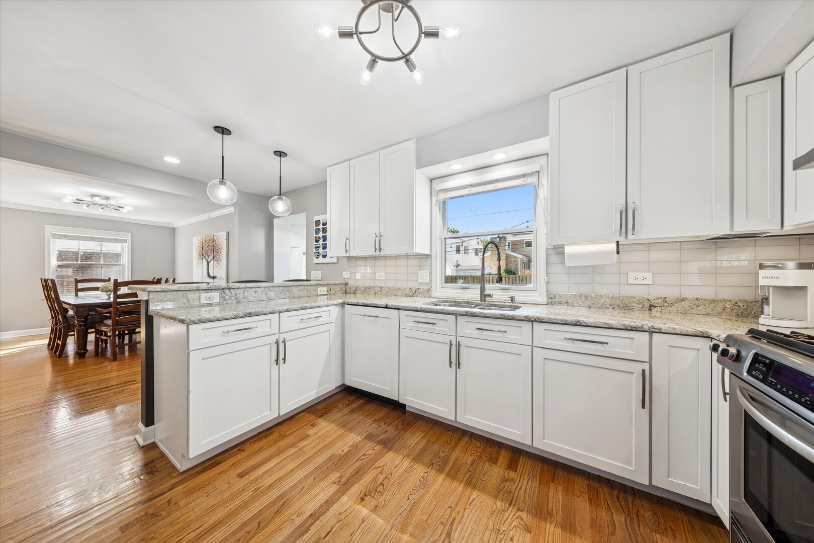 524 S Ashland Avenue, La Grange, IL 60525