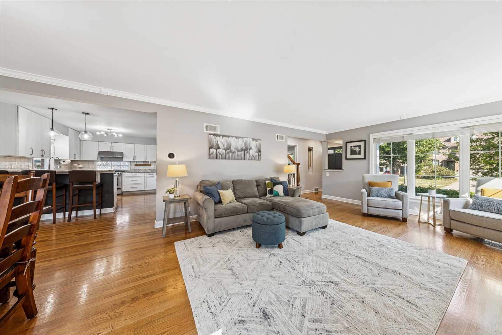 524 S Ashland Avenue, La Grange, IL 60525
