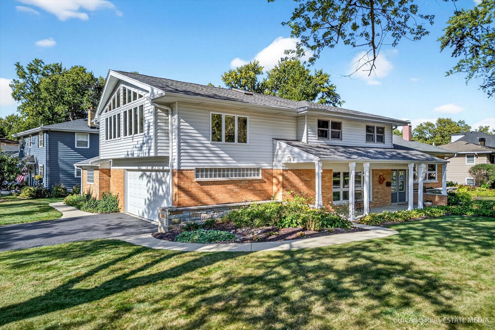 225 Elmwood Drive, Naperville, IL 60540