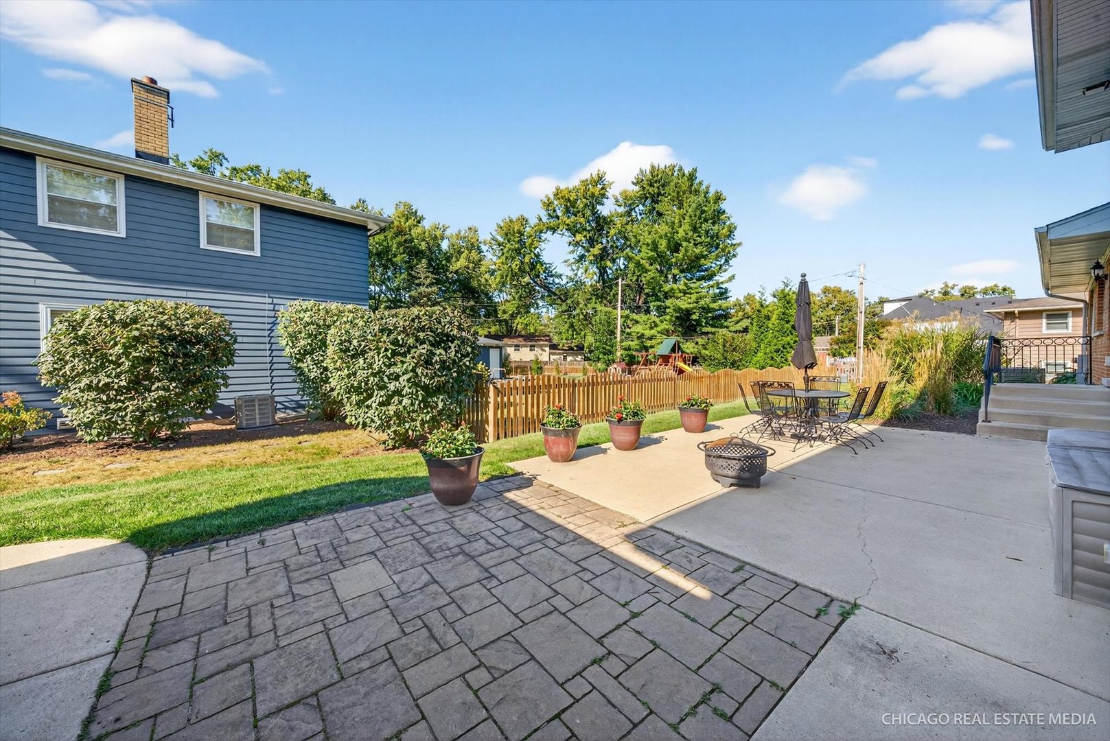 225 Elmwood Drive, Naperville, IL 60540
