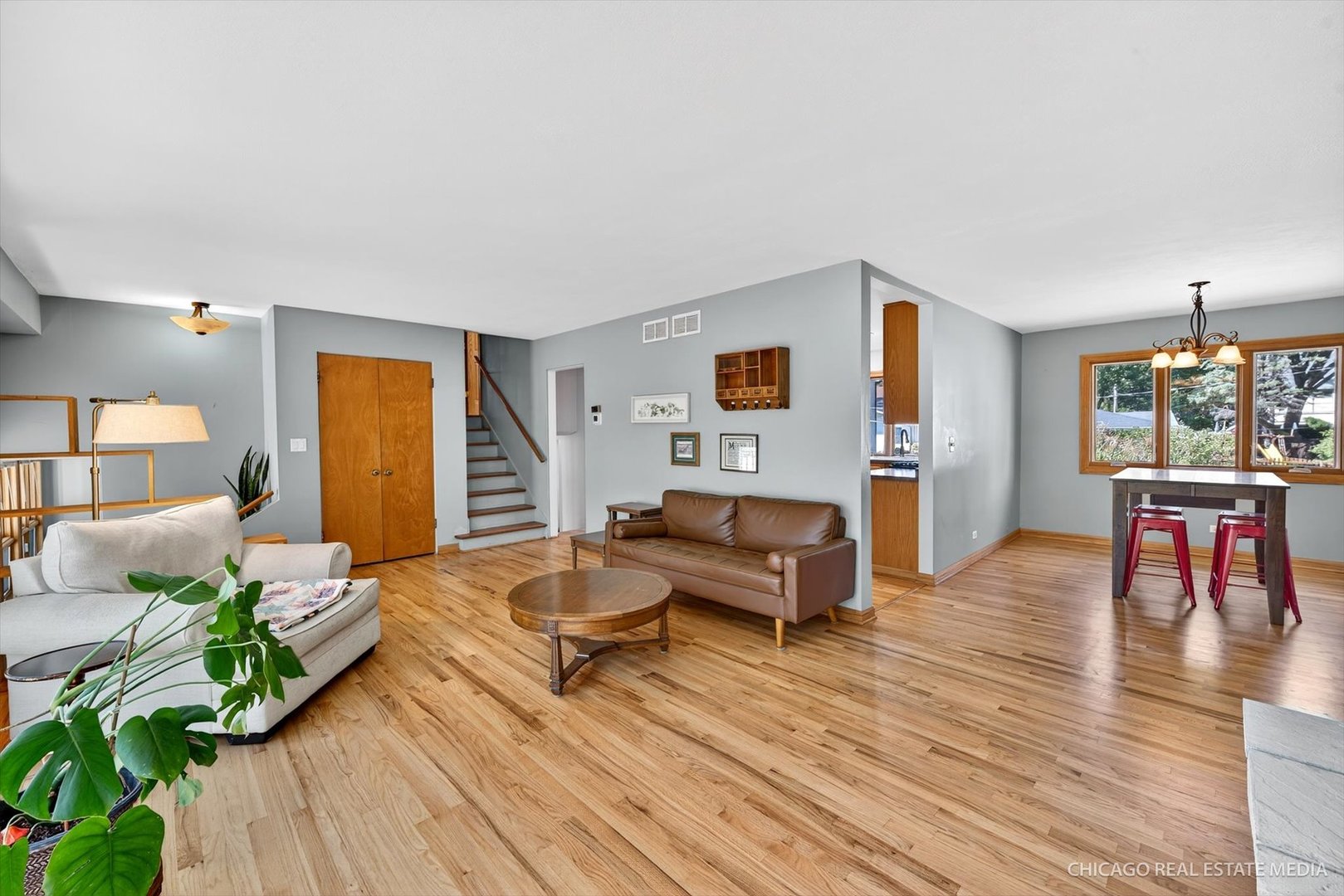 225 Elmwood Drive, Naperville, IL 60540