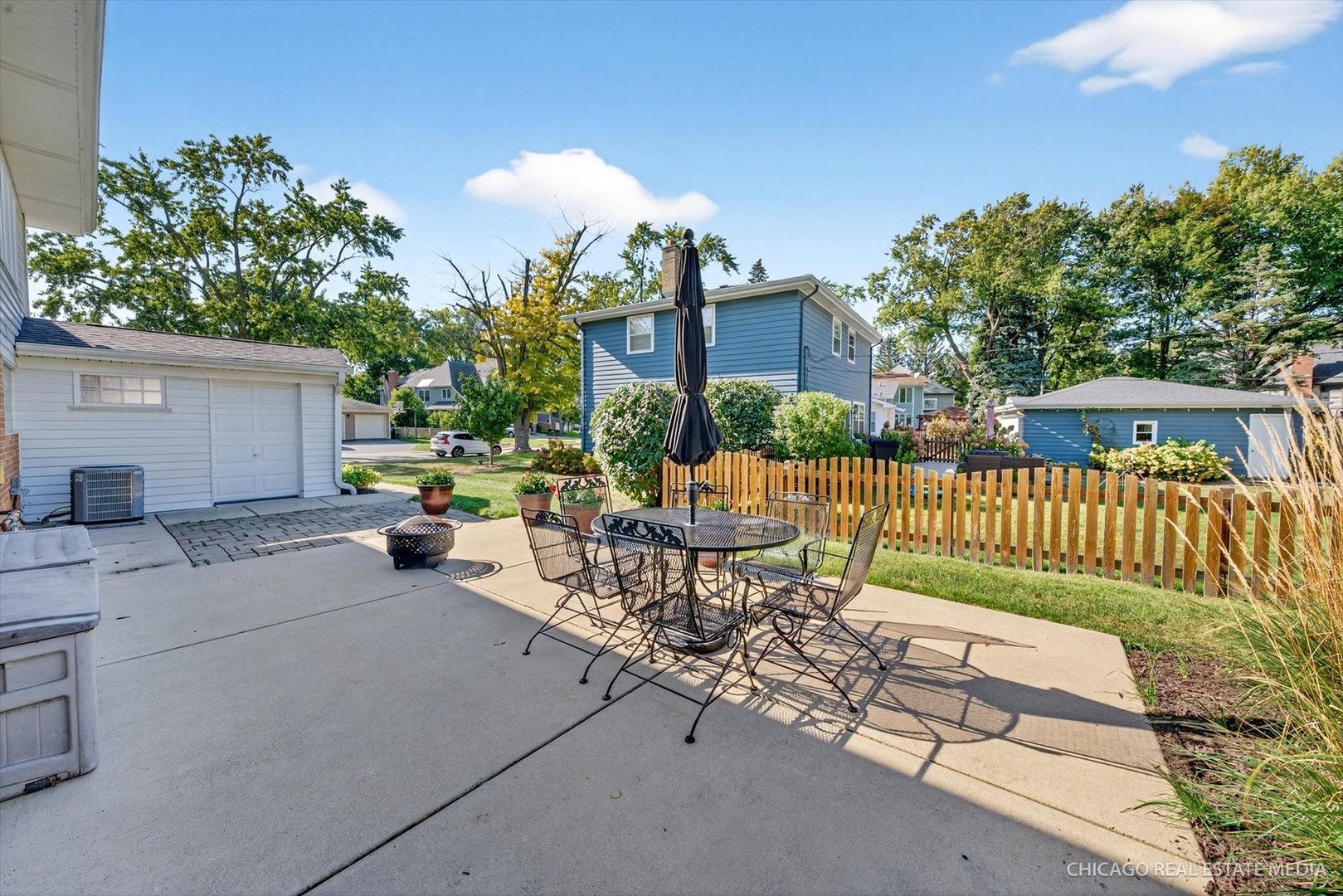 225 Elmwood Drive, Naperville, IL 60540