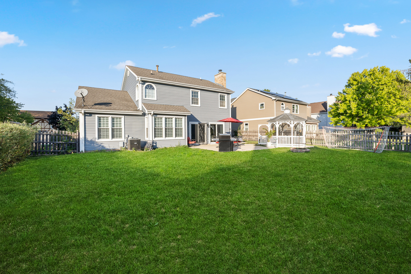 2317 Broadway Lane, Schaumburg, IL 60194