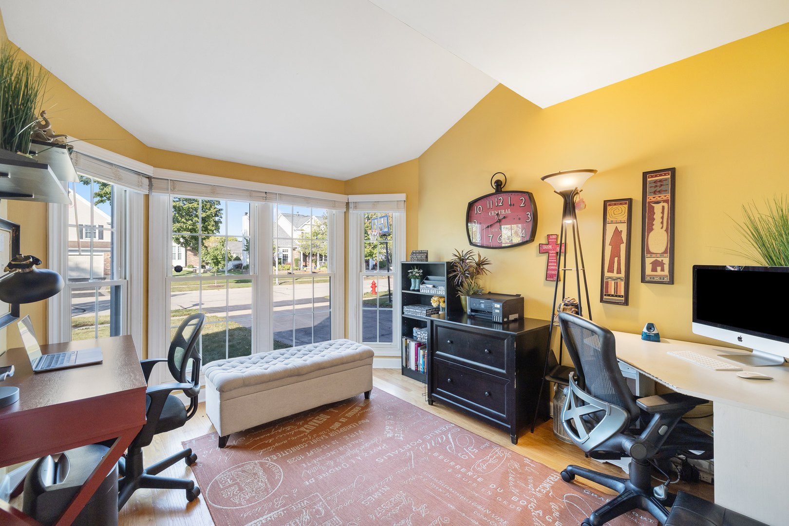 2317 Broadway Lane, Schaumburg, IL 60194