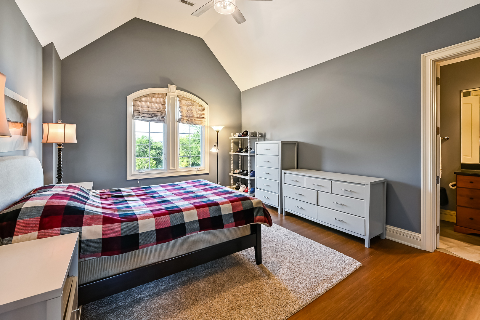 1137 N ITASCA Road, Addison, IL 60101