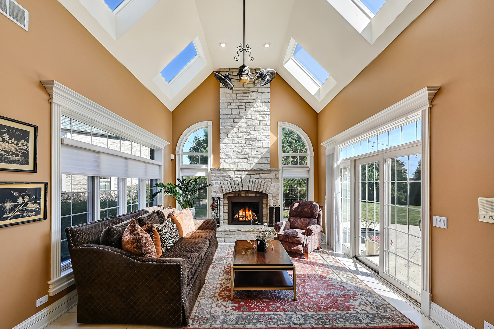 1137 N ITASCA Road, Addison, IL 60101