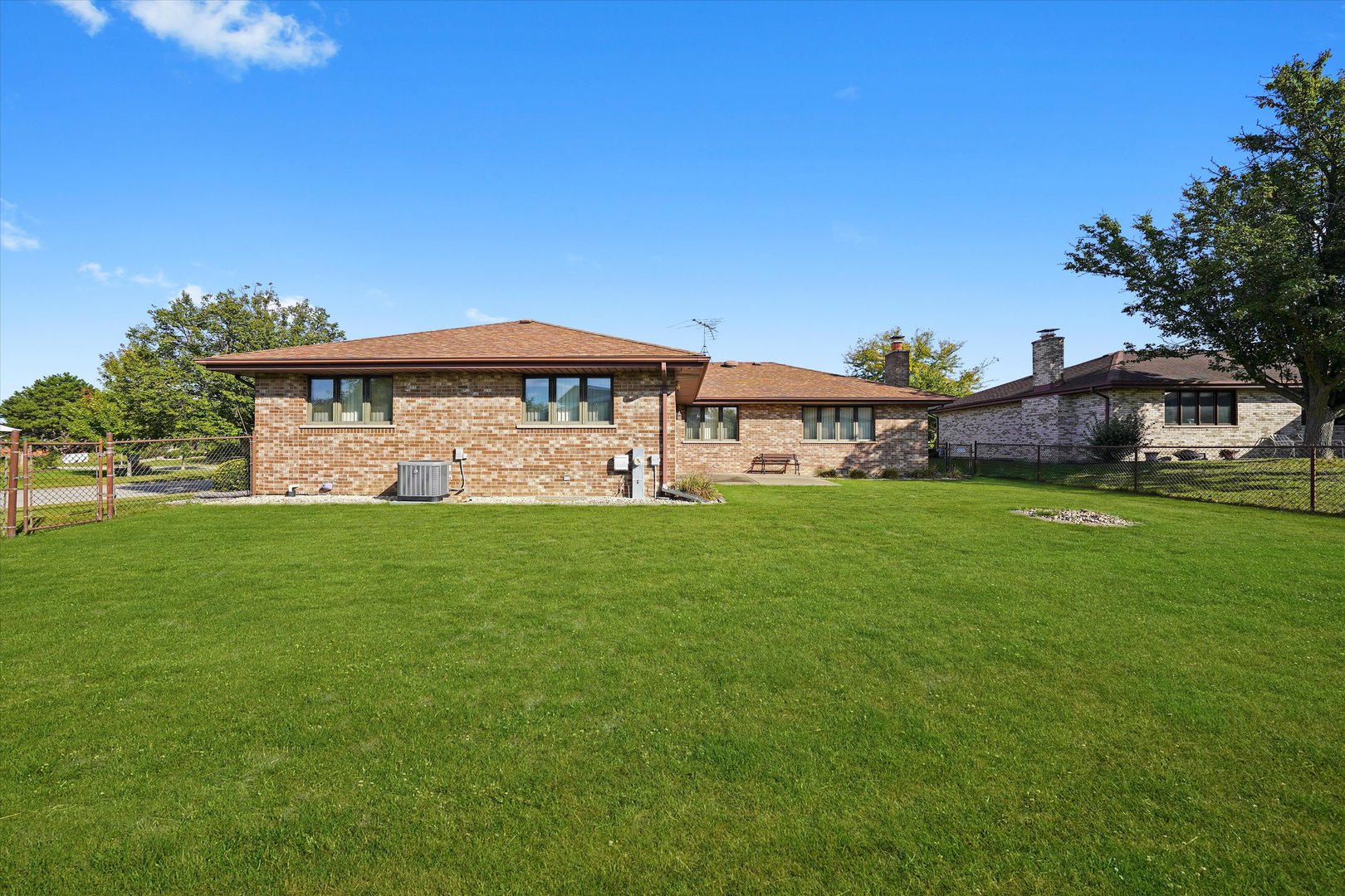 8319 161st Place, Tinley Park, IL 60477