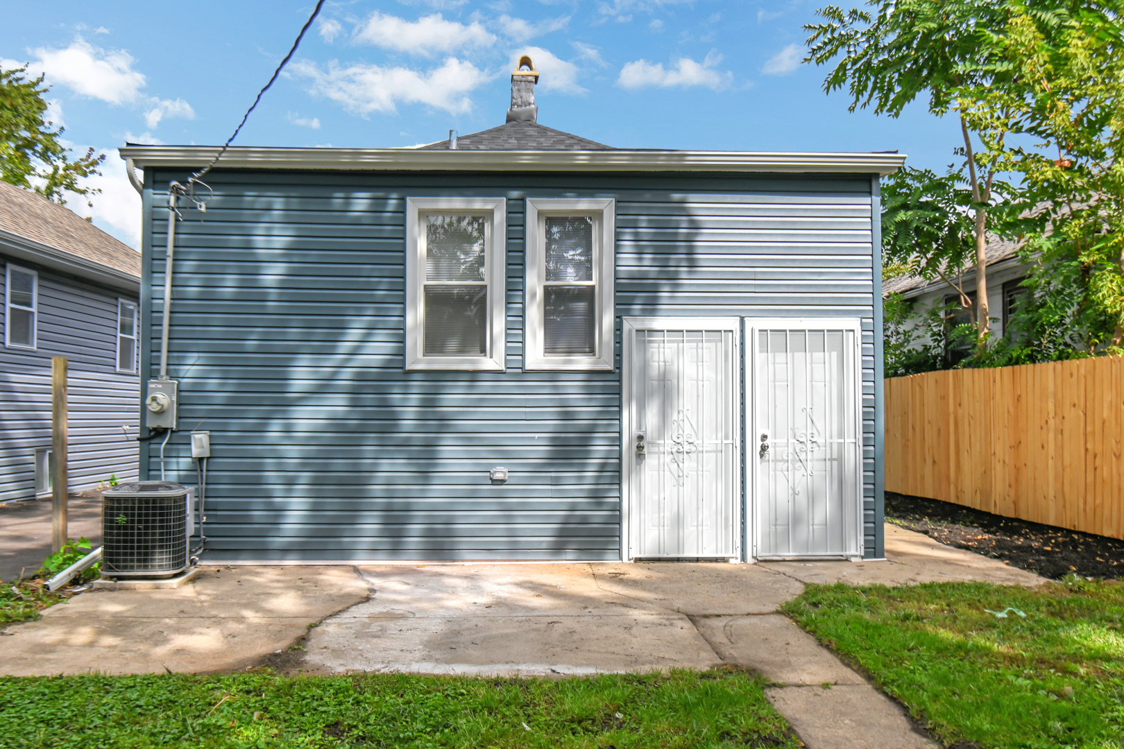 1011 W 103rd Place, Chicago, IL 60643