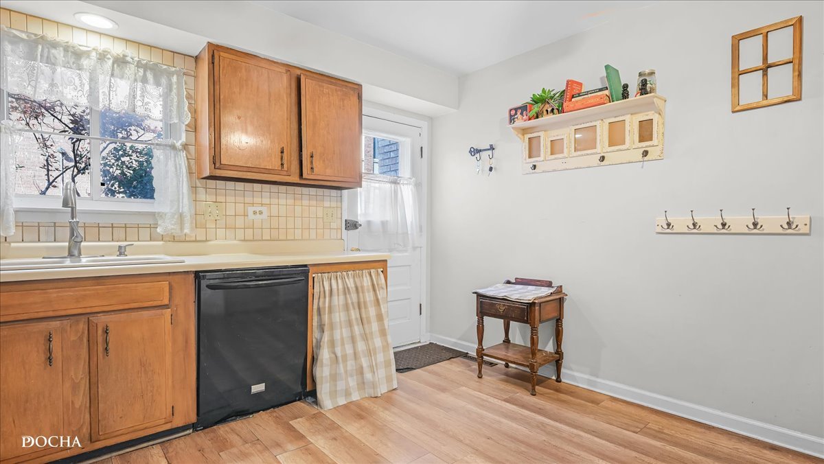 1016 N Mill Street #5, Naperville, IL 60563