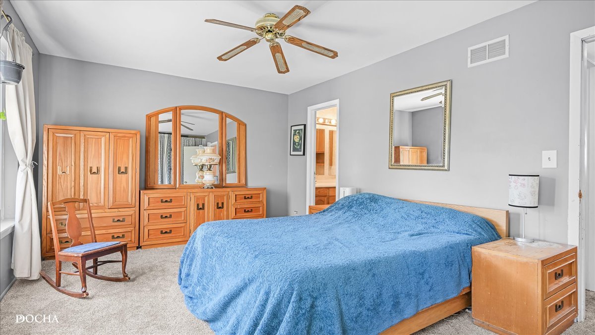 1016 N Mill Street #5, Naperville, IL 60563