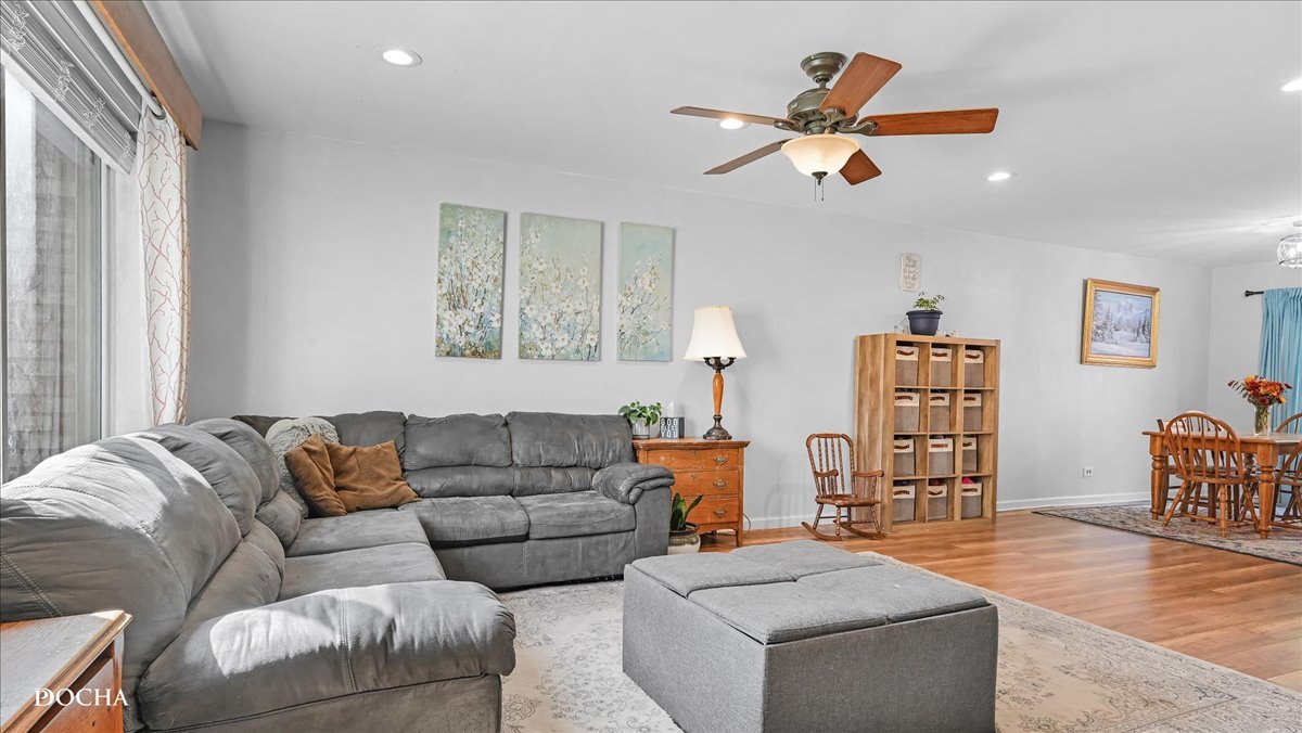 1016 N Mill Street #5, Naperville, IL 60563