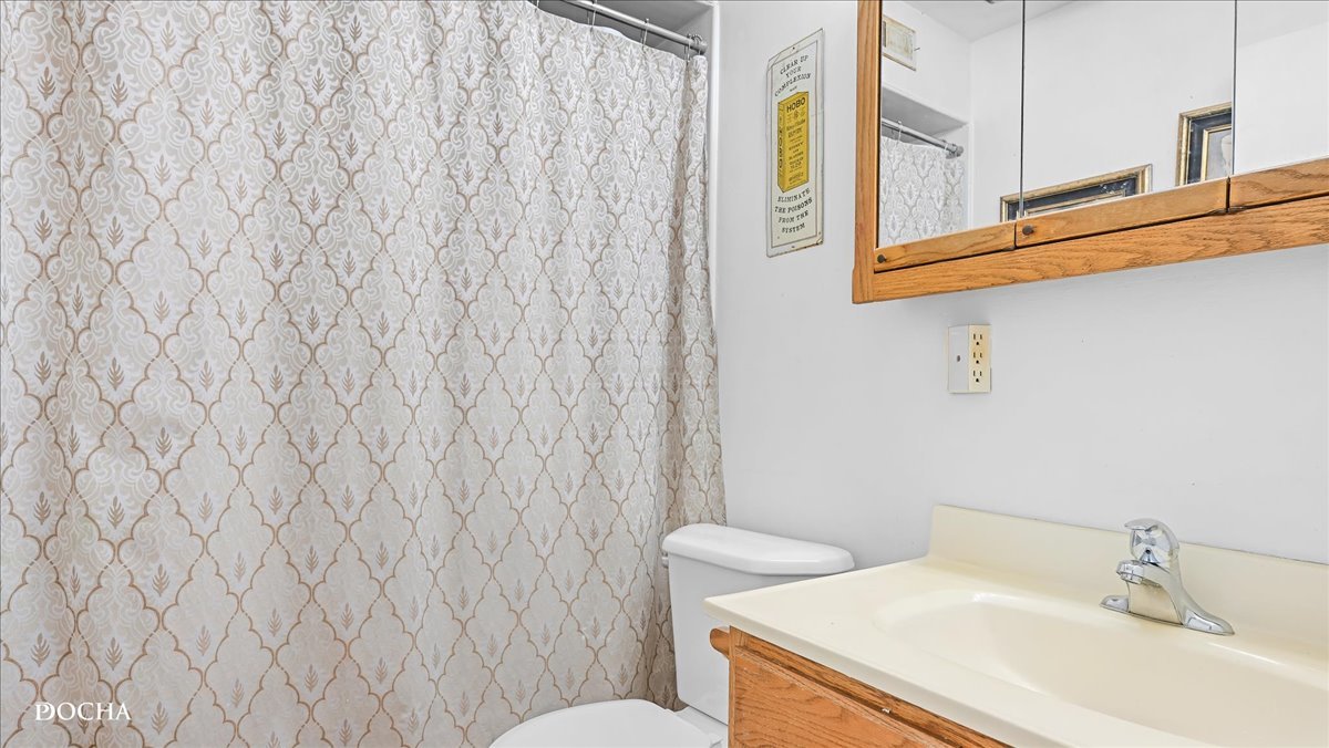 1016 N Mill Street #5, Naperville, IL 60563