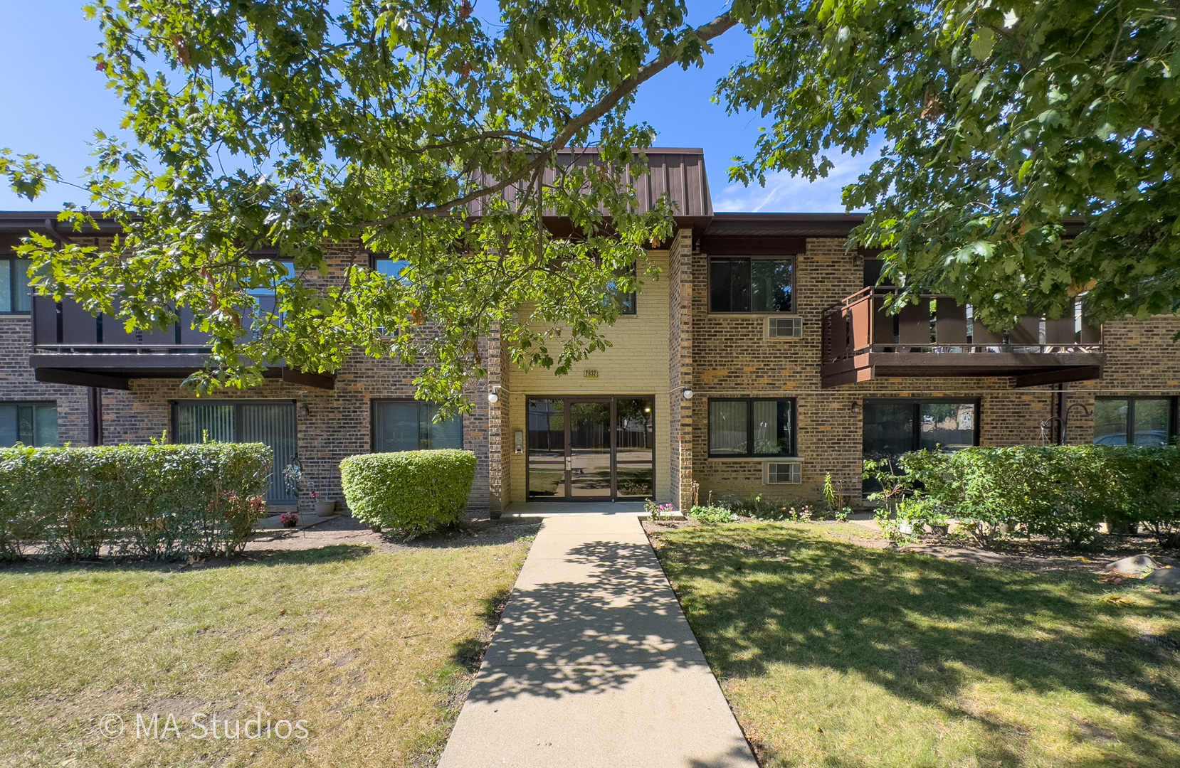 2632 N Windsor Drive #104, Arlington Heights, IL 60004