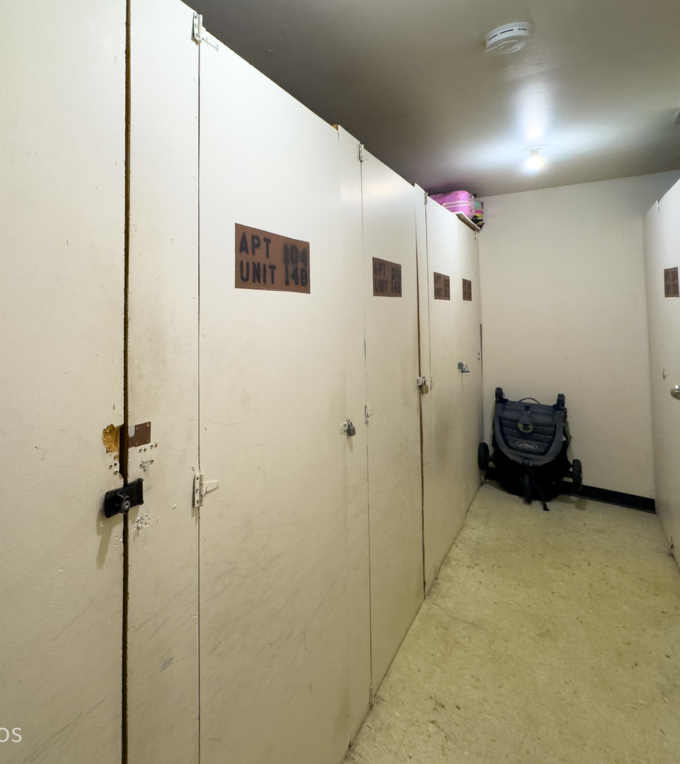 2632 N Windsor Drive #104, Arlington Heights, IL 60004