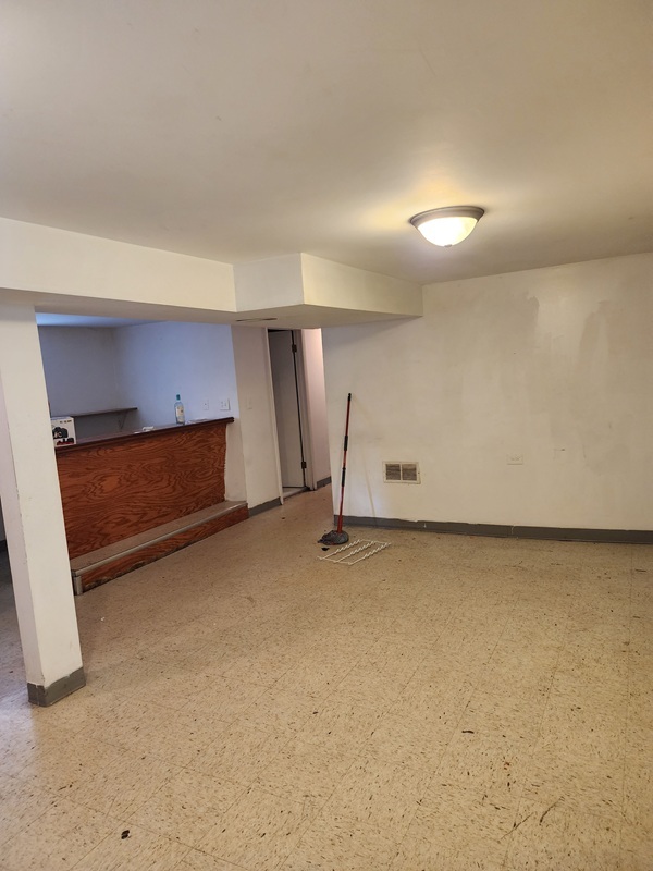 11634 S Vincennes Avenue, Chicago, IL 60643