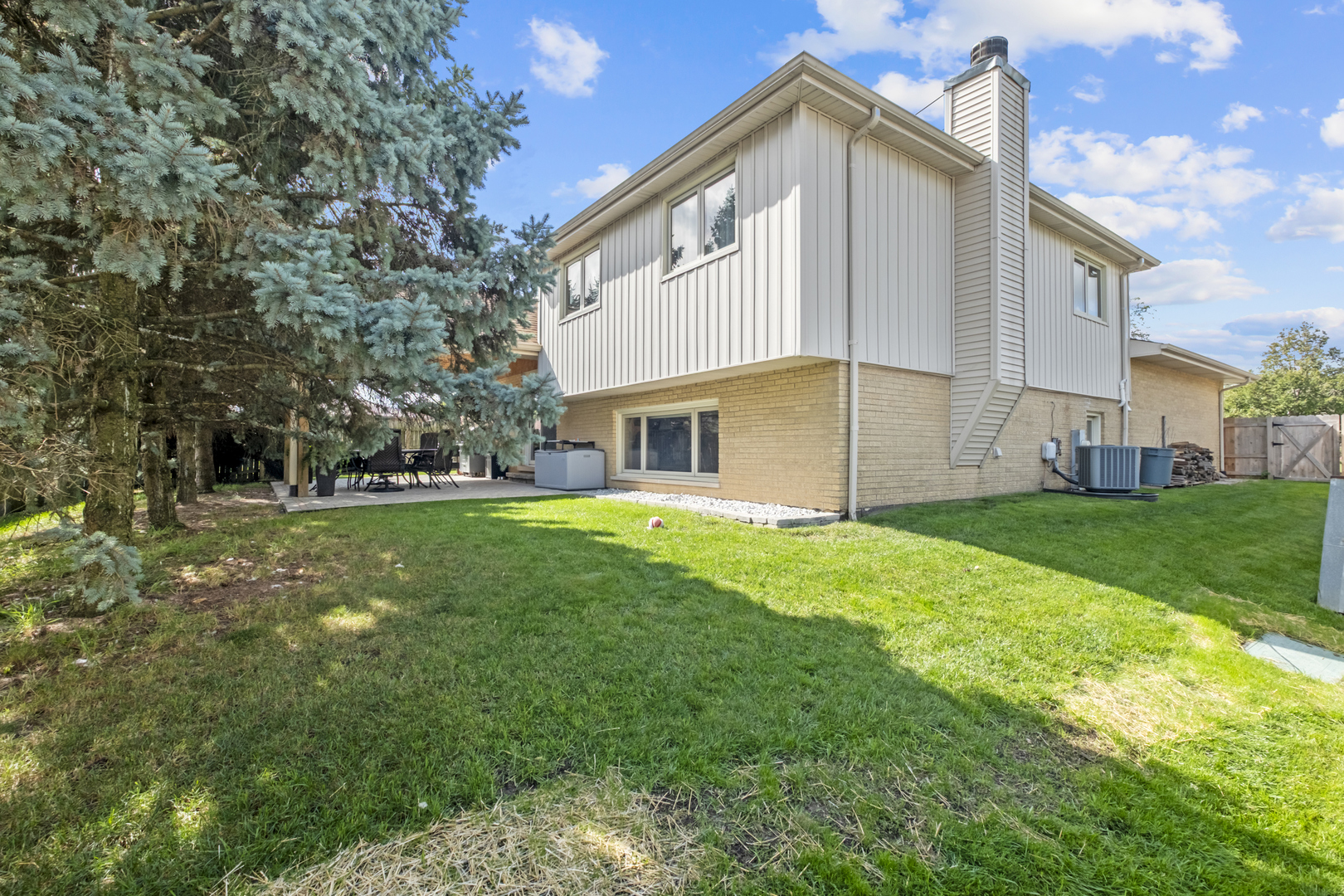 16439 CHERRY HILL Avenue, Tinley Park, IL 60487