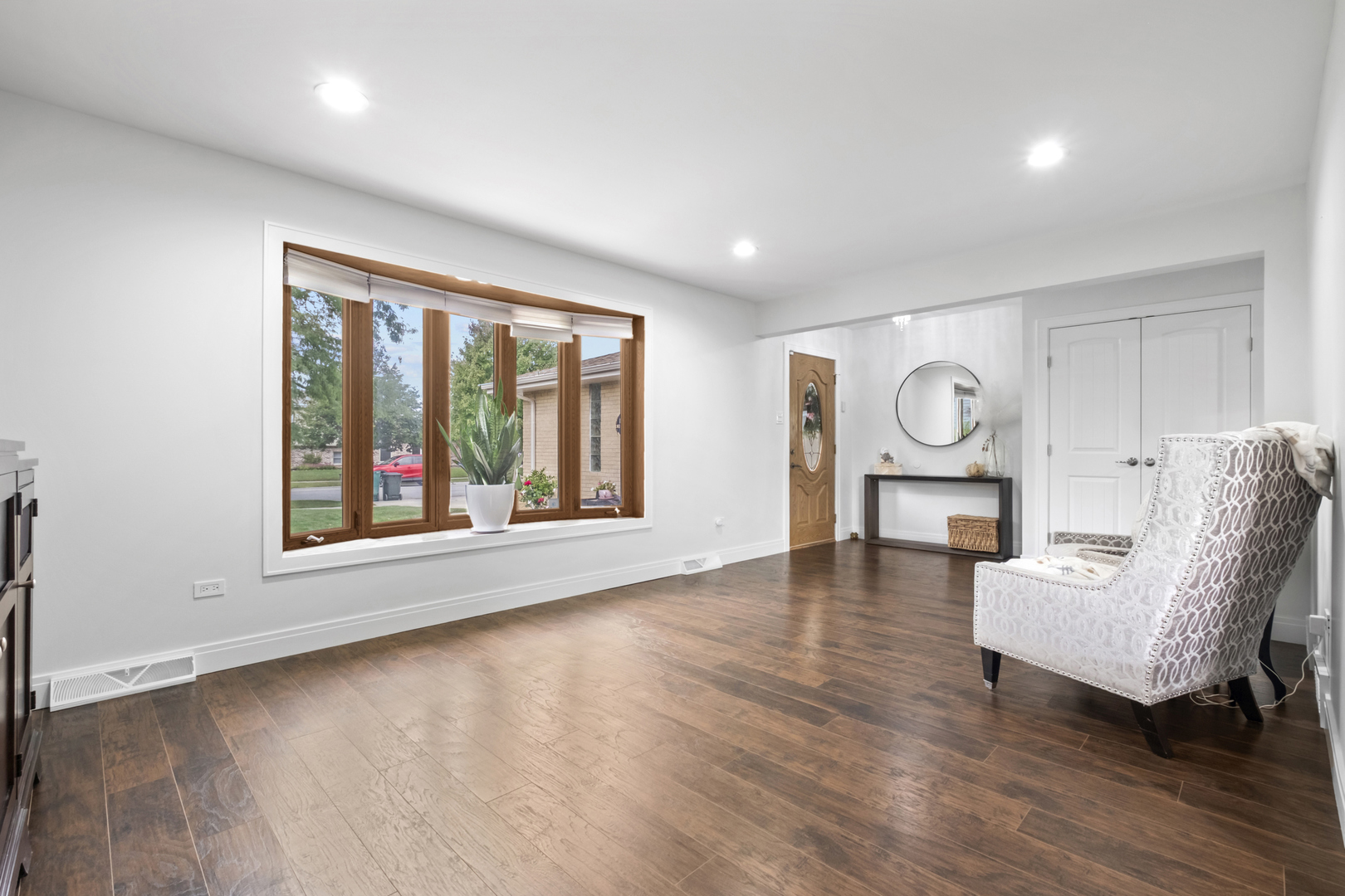 16439 CHERRY HILL Avenue, Tinley Park, IL 60487