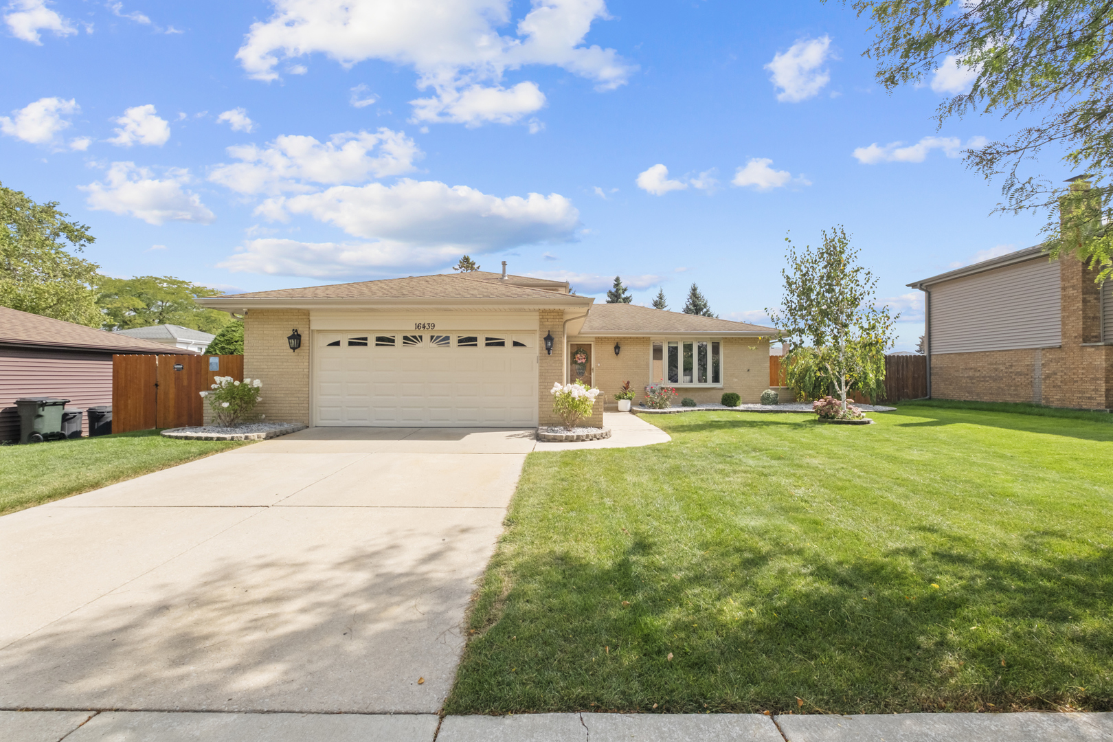 16439 CHERRY HILL Avenue, Tinley Park, IL 60487