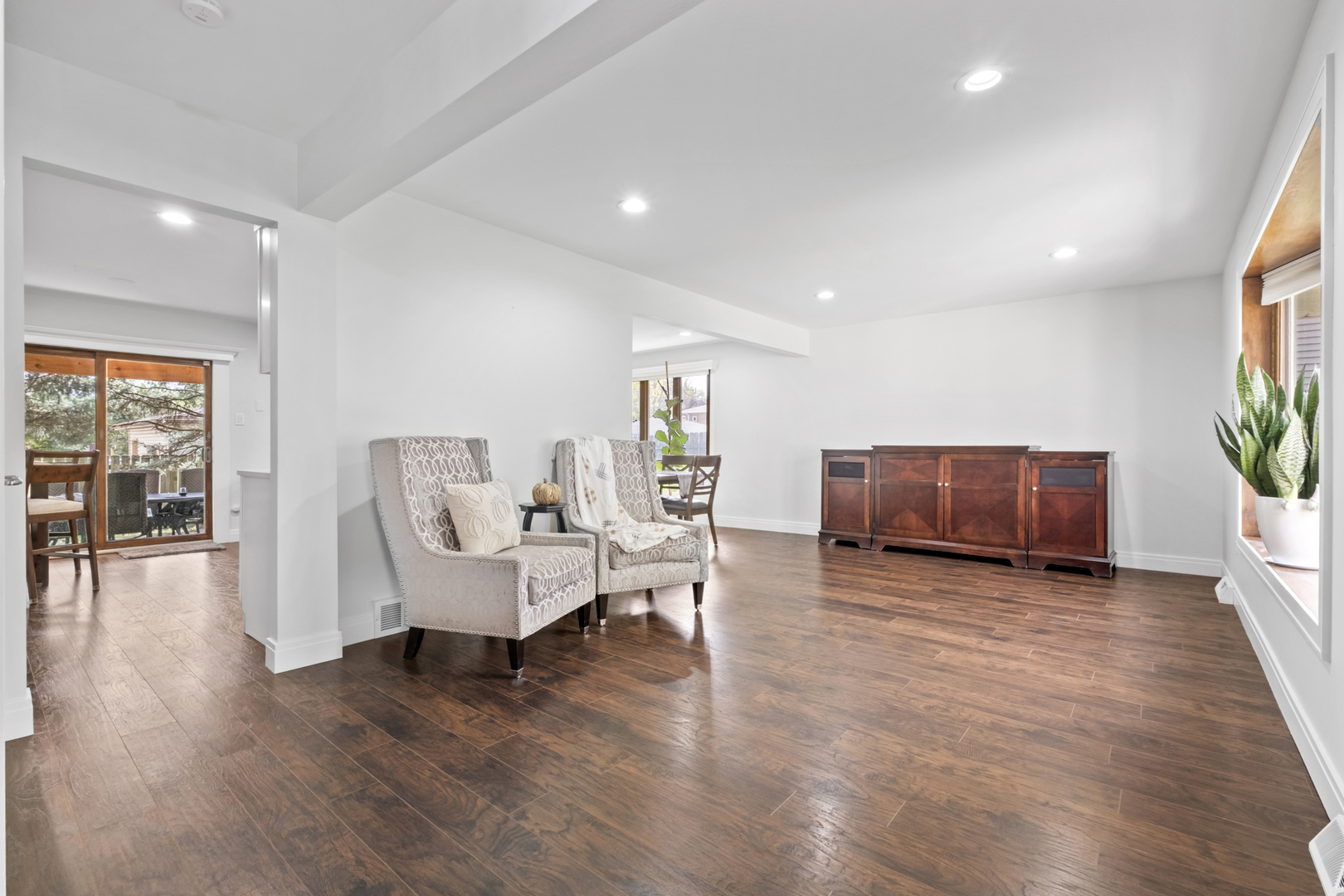 16439 CHERRY HILL Avenue, Tinley Park, IL 60487