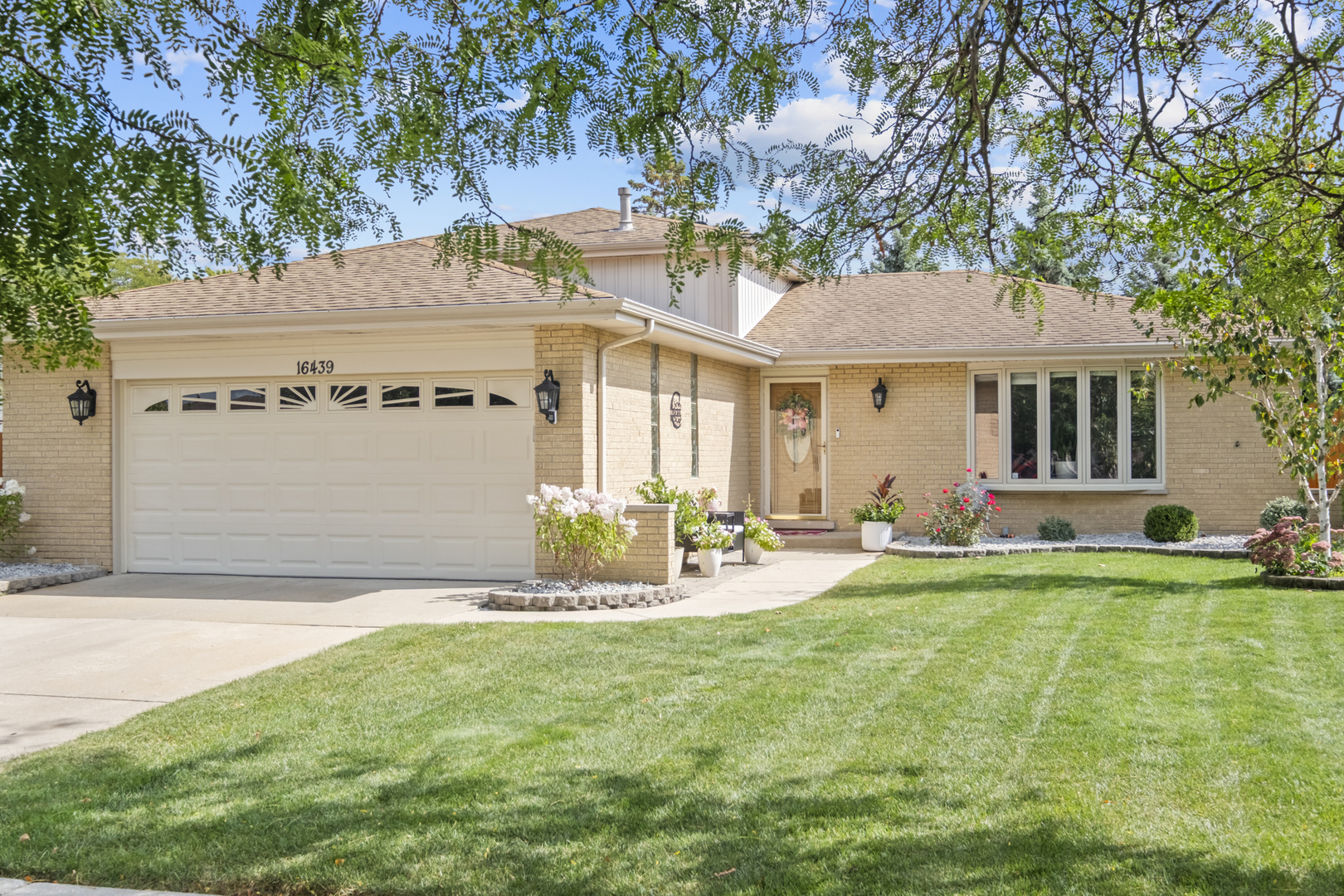 16439 CHERRY HILL Avenue, Tinley Park, IL 60487