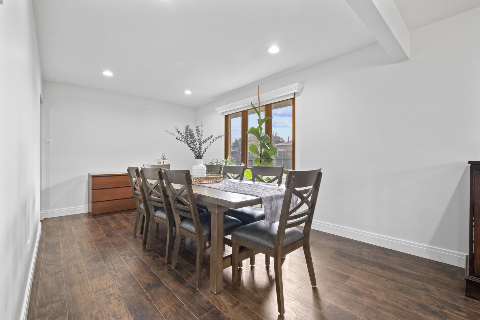 16439 CHERRY HILL Avenue, Tinley Park, IL 60487