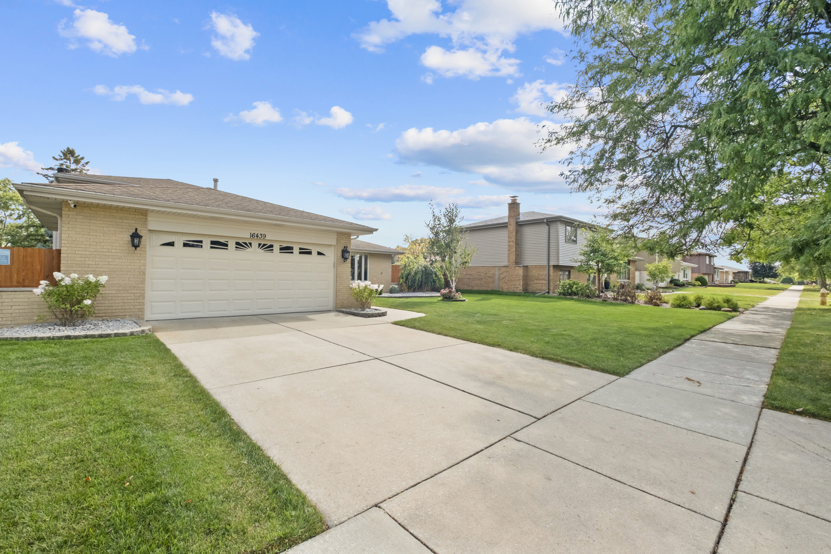 16439 CHERRY HILL Avenue, Tinley Park, IL 60487