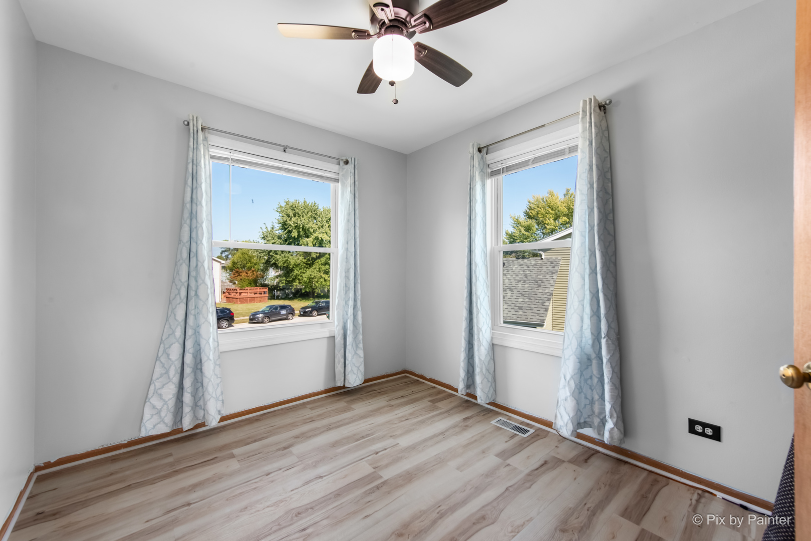 1200 Andover Circle, Aurora, IL 60504