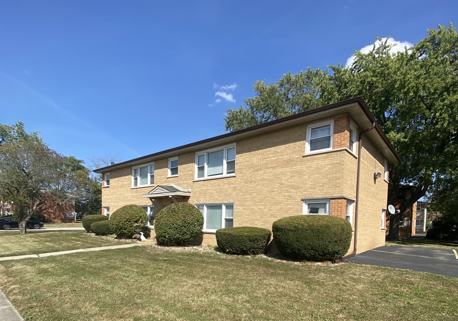 18231 Morgan Street #2N, Homewood, IL 60430
