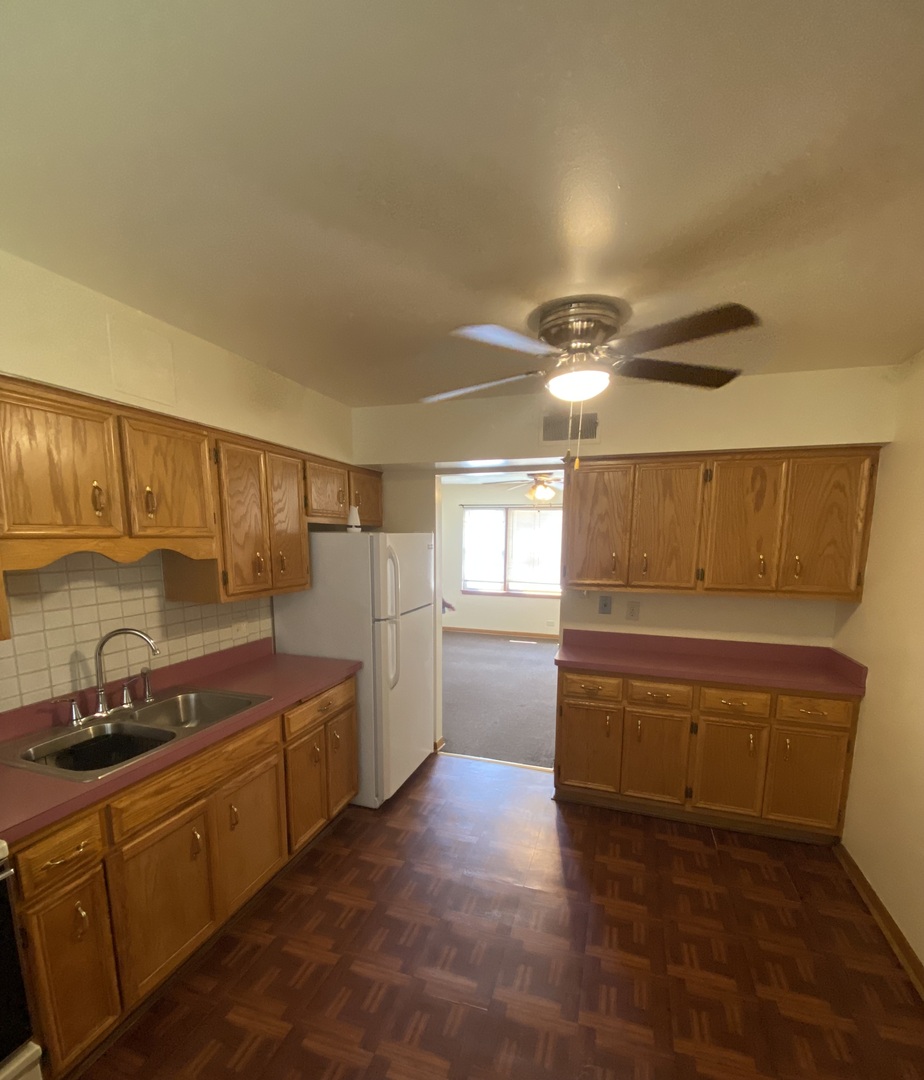 18231 Morgan Street #2N, Homewood, IL 60430