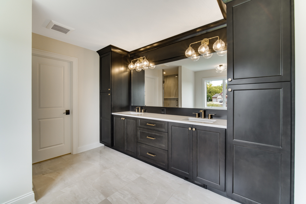 9004 Port Washington Drive, Frankfort, IL 60423