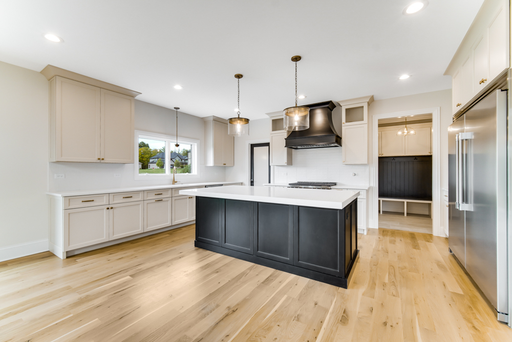 9004 Port Washington Drive, Frankfort, IL 60423